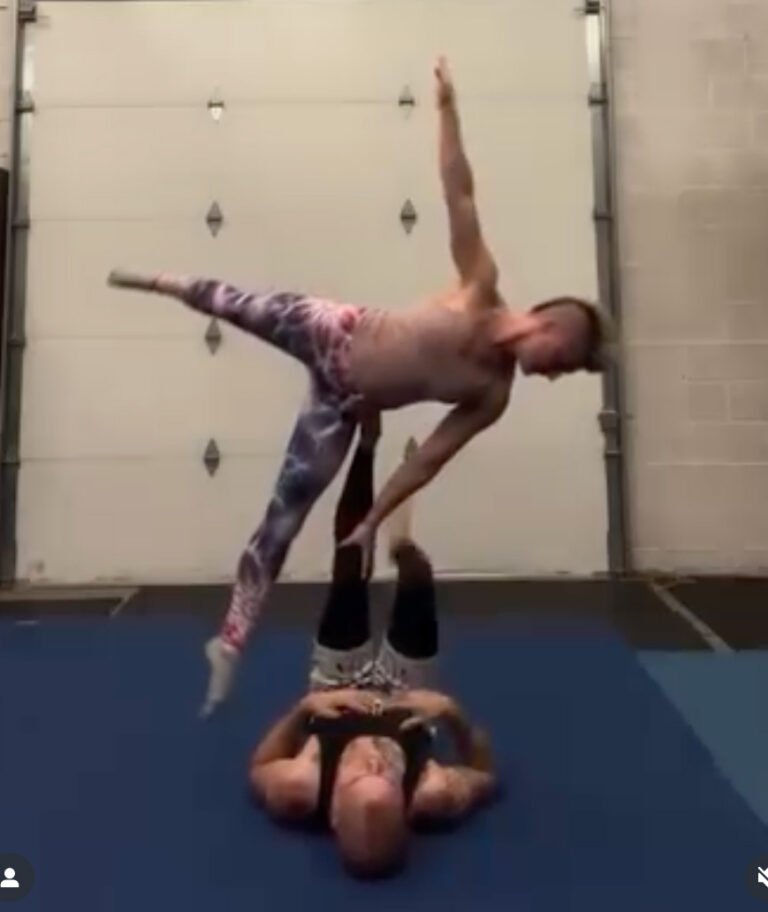 Duo Acro